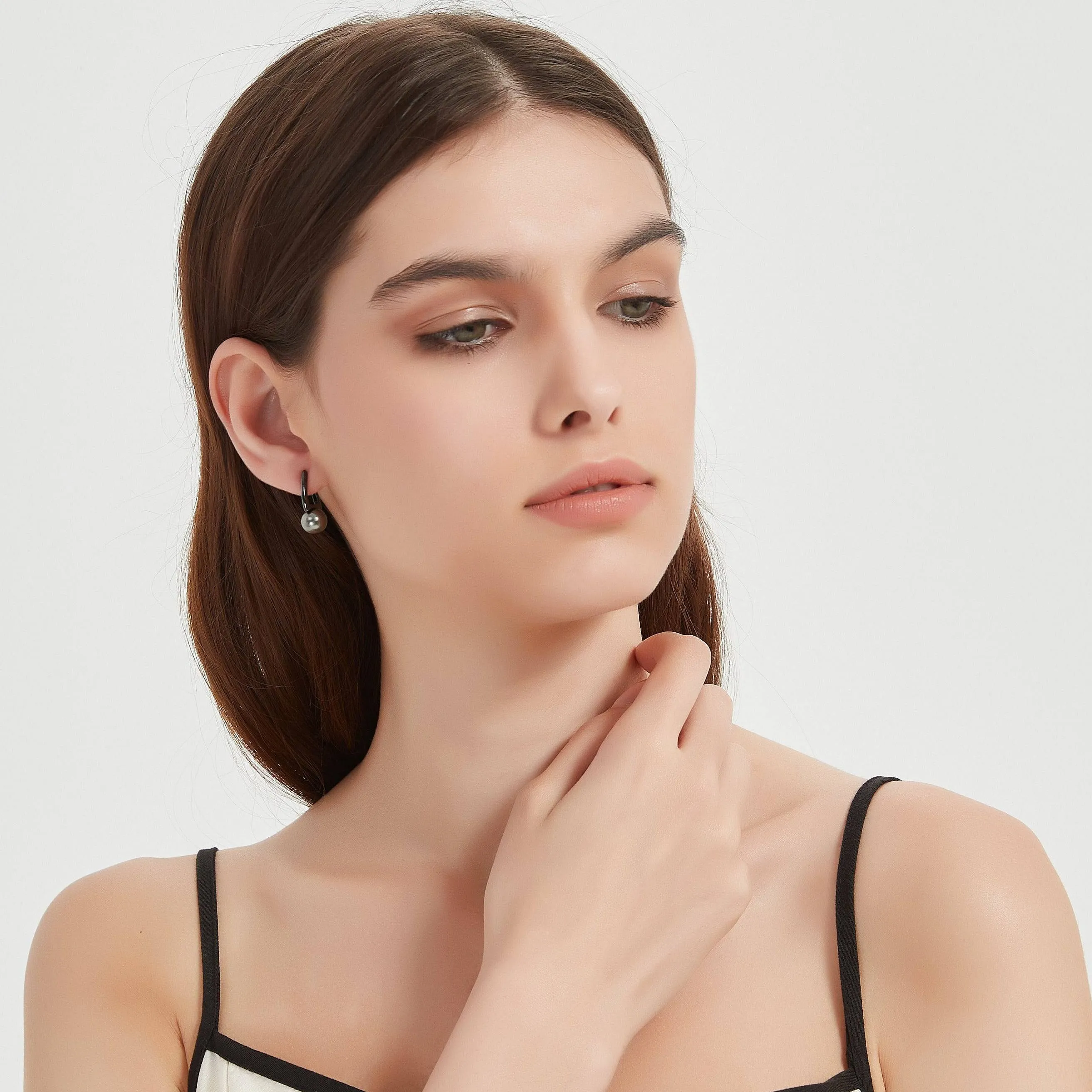 9-10mm Tahitian Pearl & Noir Elegance Barrel Earrings