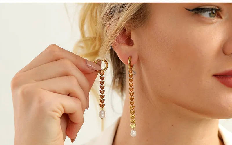 Boho Earrings, Dangle Earrings, Peal with Gold Chain