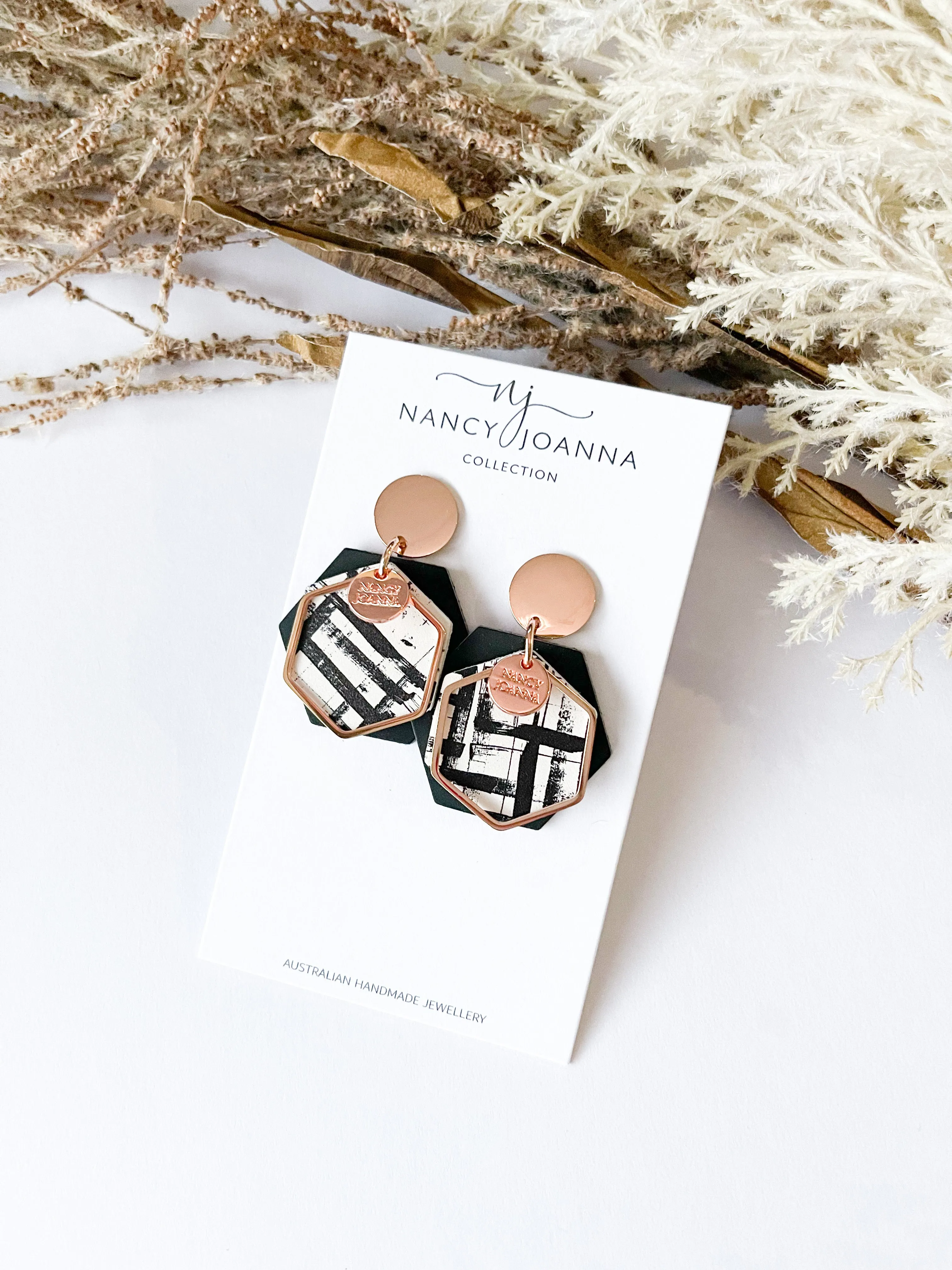 Double Zebra Crossing Hexagon Drop