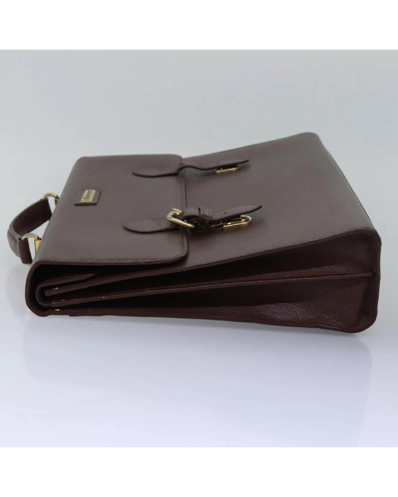 Elegant Leather Hand Bag with Distinctive Design