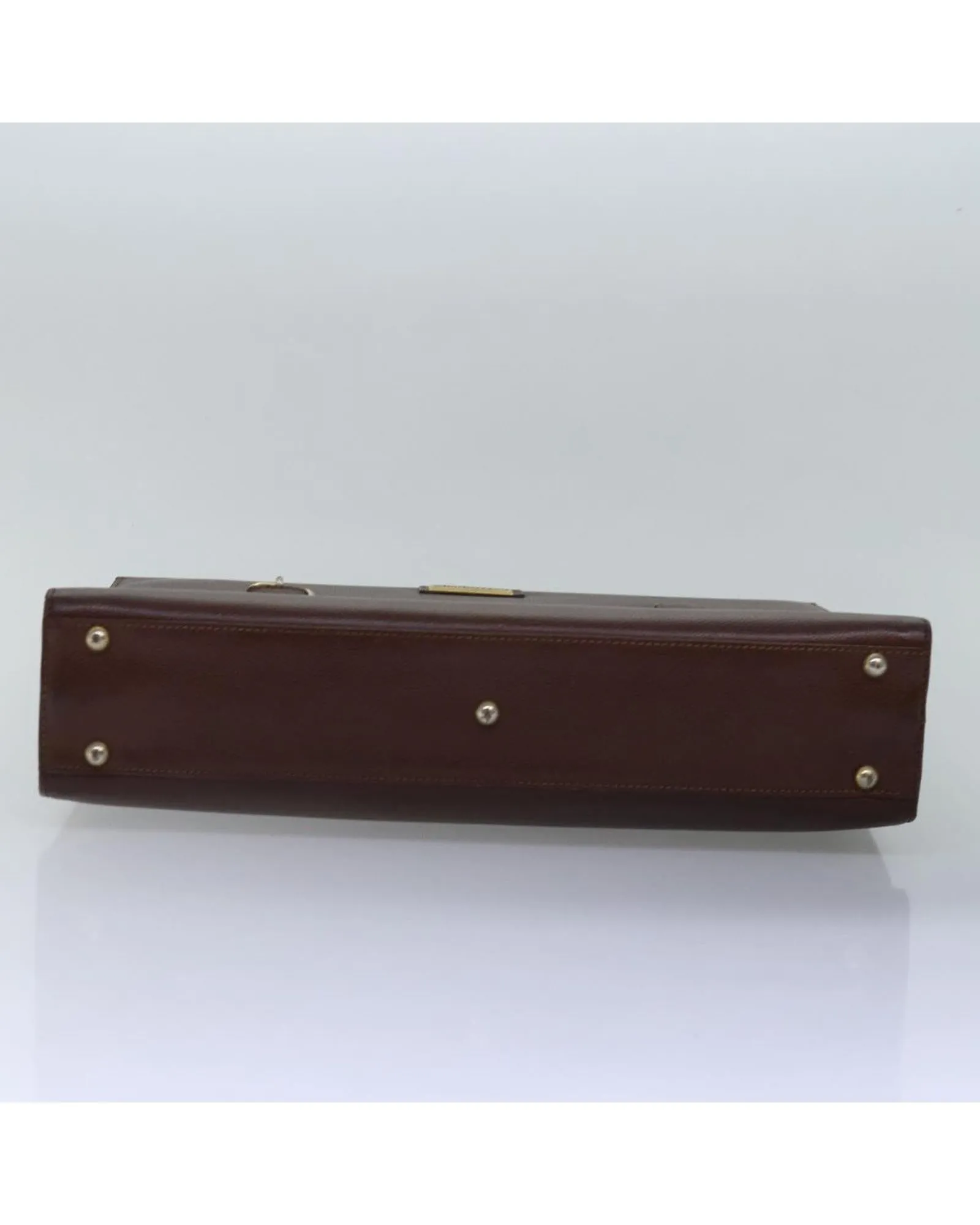 Elegant Leather Hand Bag with Distinctive Design