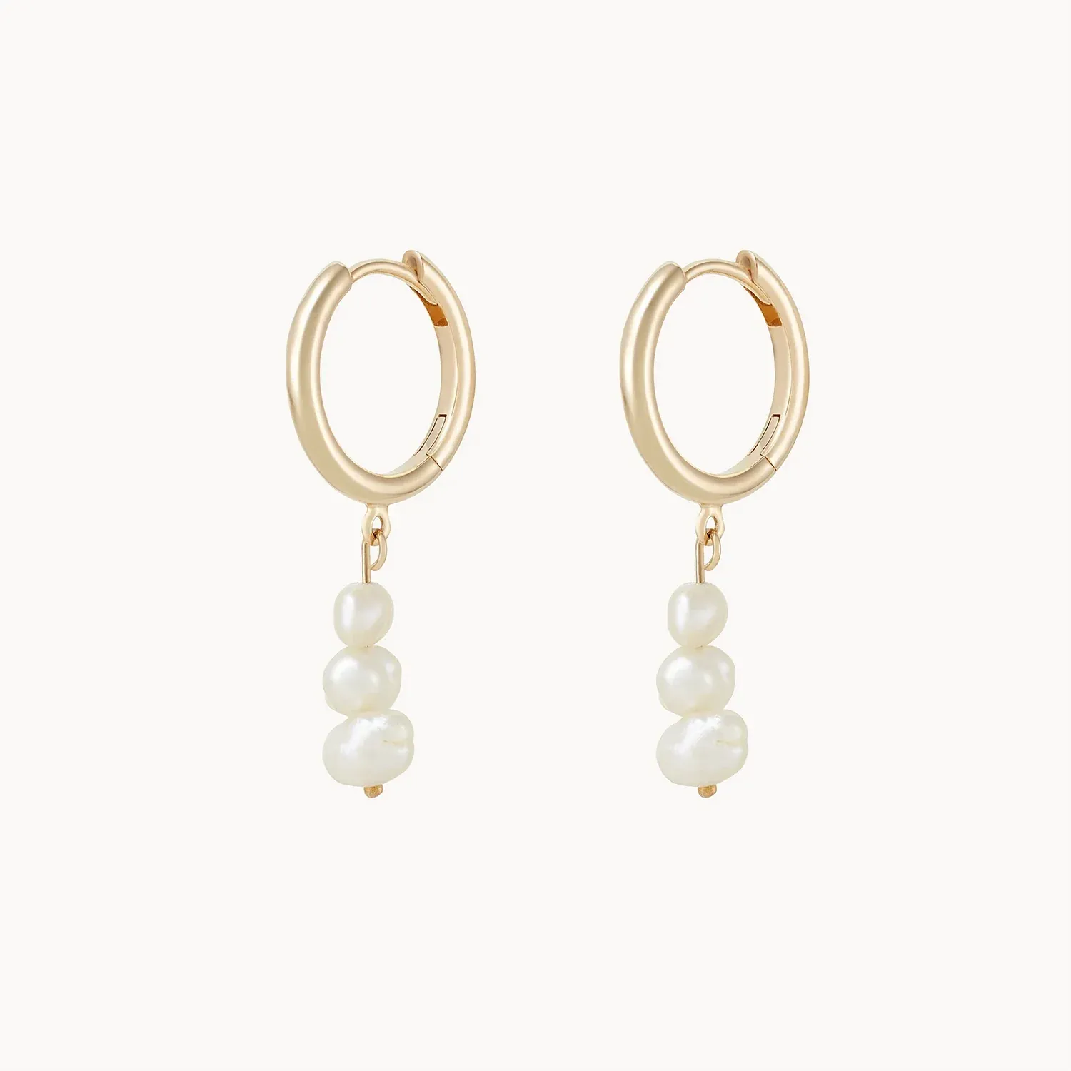 Pearl Sway Hoops | 14K Gold