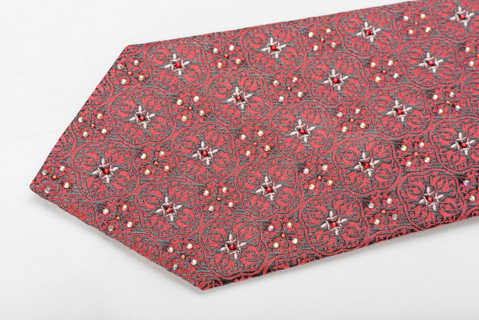 Renoma Men's Crystal Silk Necktie Silver Cartouche On Pink With Silver Sparkles